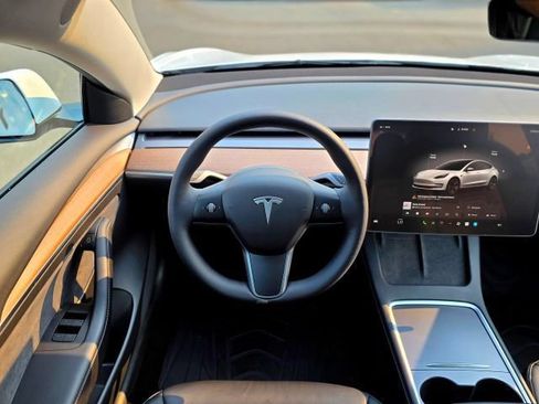 Used 2022 Tesla Model 3 Long Range AWD/4WD image 12
