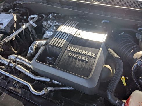 Used 2023 Chevrolet Tahoe RST AWD/4WD image 39