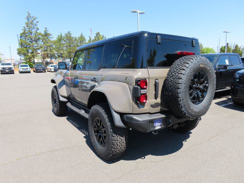 New 2026 Ford Bronco Raptor AWD/4WD image 6