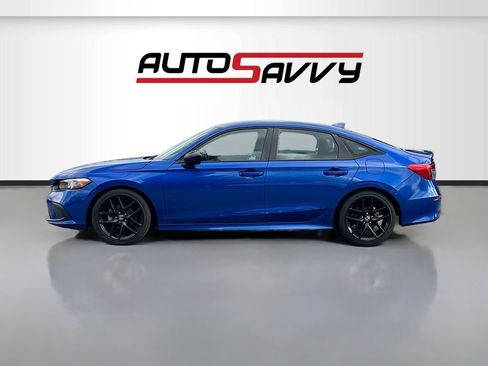 Used 2023 Honda Civic Sport image 4