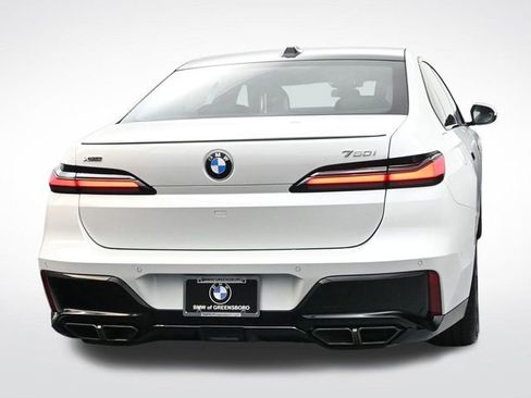 New 2026 BMW 760i xDrive w/ Executive Package AWD/4WD image 4