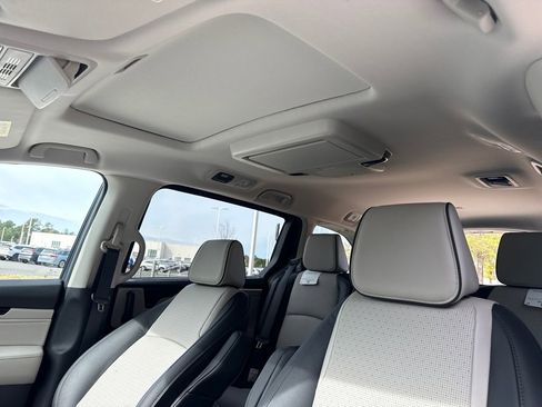 New 2026 Honda Odyssey Elite image 23