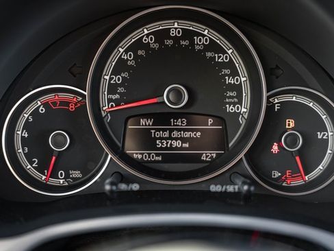 Used 2019 Volkswagen Beetle 2.0T Final Edition SEL image 39