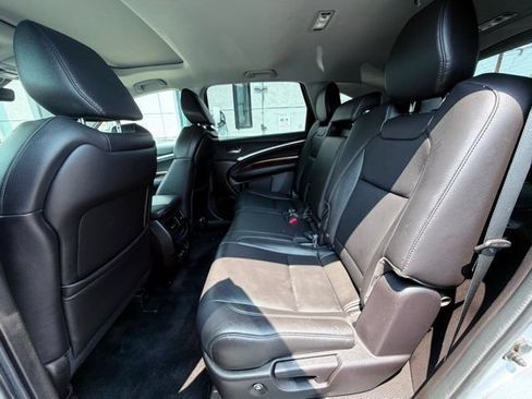 Used 2018 Acura MDX SH-AWD image 17