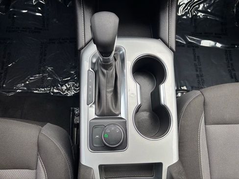 Used 2025 Chevrolet Blazer LT image 20