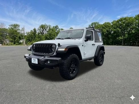 Used 2025 Jeep Wrangler Sport AWD/4WD image 4