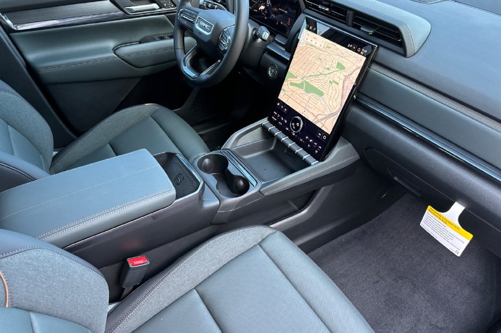 New 2027 GMC Terrain AT4 w/ Convenience Package III AWD/4WD image 20