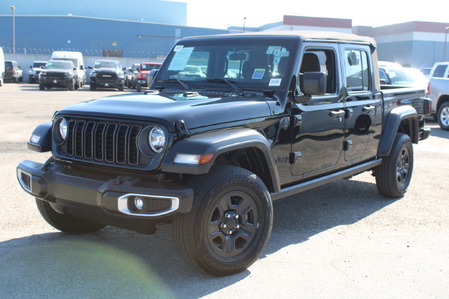 Used 2024 Jeep Gladiator Sport AWD/4WD image 12