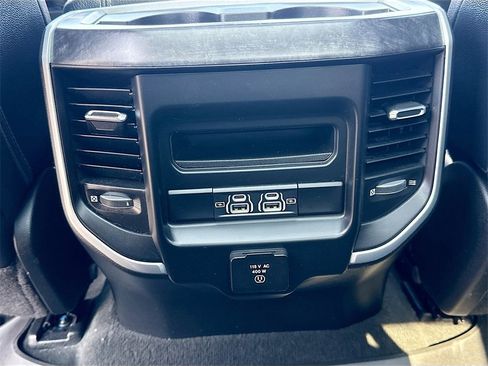 Used 2022 RAM 1500 Big Horn image 26