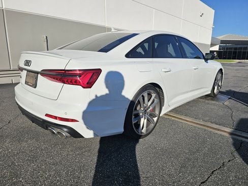 Used 2021 Audi S6 Prestige w/ Prestige Package image 2