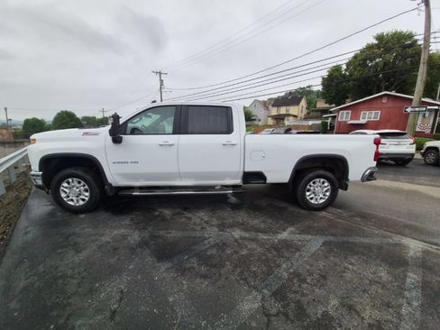 Used 2020 Chevrolet Silverado 2500 LT w/ All Star Edition AWD/4WD image 4