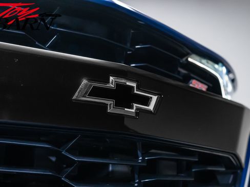 Used 2019 Chevrolet Camaro SS RWD image 9