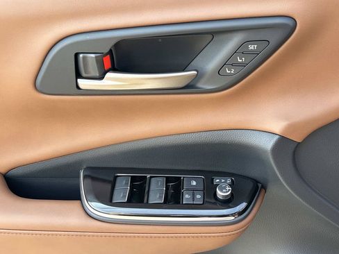 New 2026 Toyota Crown Signia AWD/4WD image 26