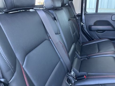 Used 2022 Jeep Gladiator Rubicon w/ LED Lighting Group image 47