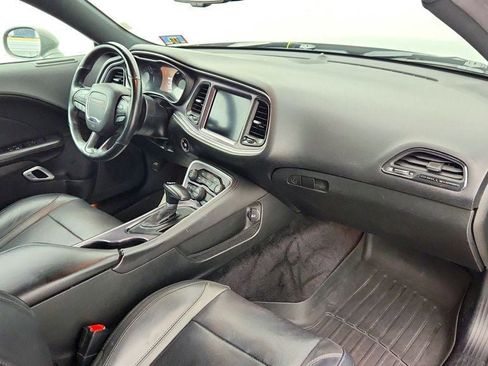 Used 2018 Dodge Challenger GT w/ Driver Convenience Group image 25