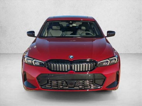 Used 2026 BMW 330i xDrive Sedan w/ M Sport Package AWD/4WD image 6