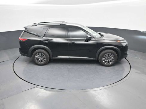 Used 2025 Nissan Pathfinder SV AWD/4WD image 34