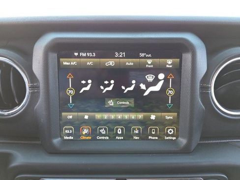 Used 2021 Jeep Wrangler Unlimited Sahara image 11