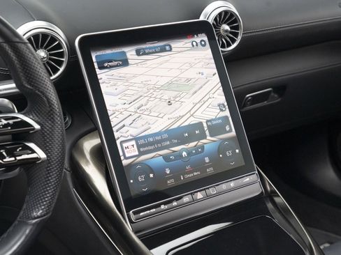 Used 2022 Mercedes-Benz SL 63 AMG SL 63 AMGﾮ w/ Driver Assistance Package image 30