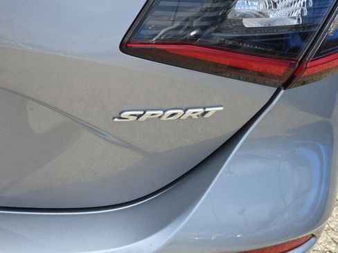 Used 2023 Honda Civic Sport image 19