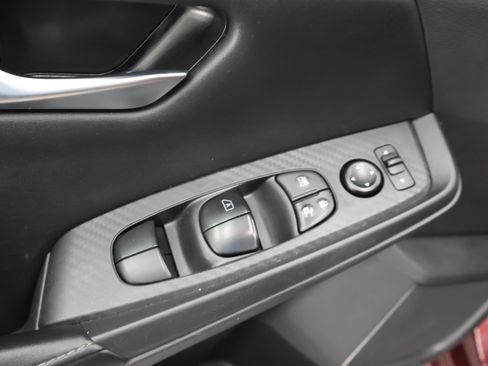 Used 2024 Nissan Sentra SV FWD image 37