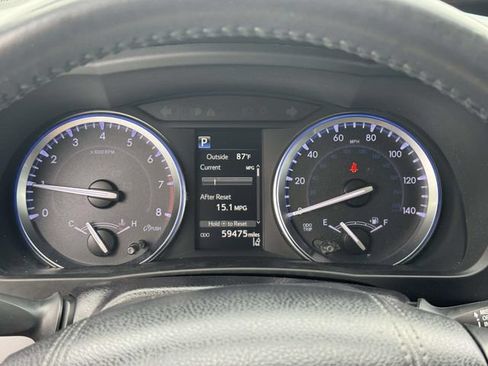 Used 2019 Toyota Highlander XLE AWD/4WD image 25