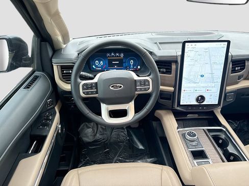 Used 2024 Ford Expedition Limited RWD image 24