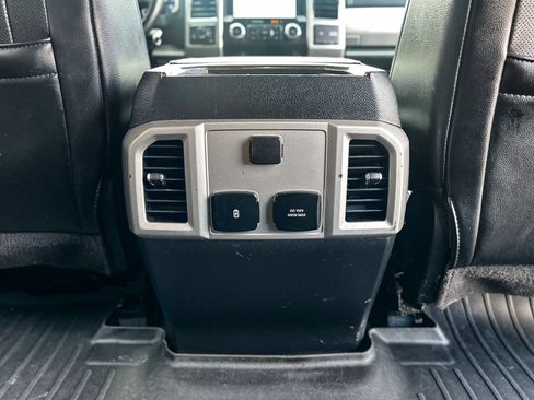 Used 2019 Ford F250 Lariat w/ Lariat Value Package image 32