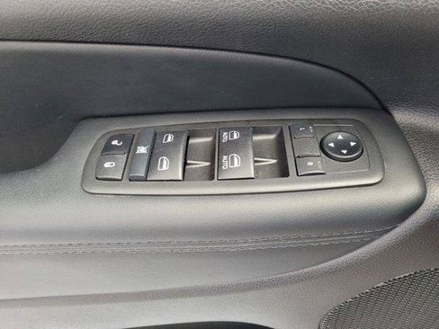 Certified 2021 Jeep Grand Cherokee Laredo X AWD/4WD image 22