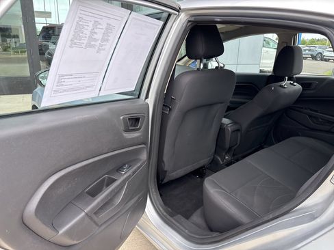 Used 2018 Ford Fiesta SE FWD image 11
