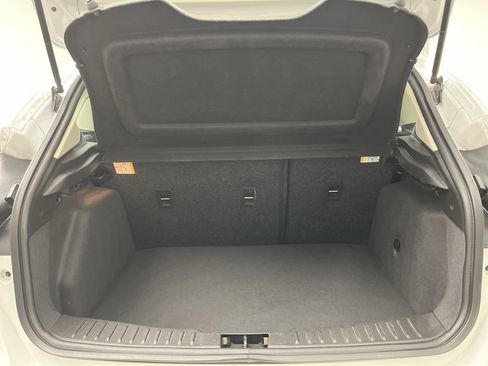 Used 2018 Ford Focus SE FWD image 21