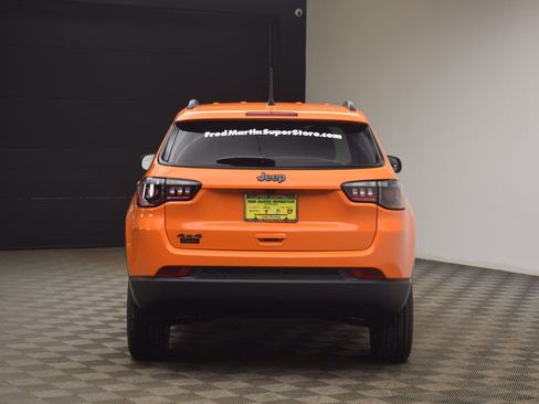 New 2026 Jeep Compass Latitude image 11