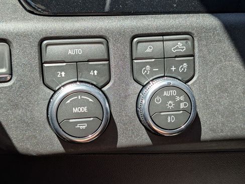 New 2026 GMC Sierra 1500 Elevation w/ Elevation Premium Package AWD/4WD image 14