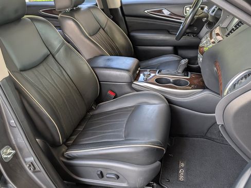 Used 2019 INFINITI QX60 Luxe w/ Sensory Package AWD/4WD image 24