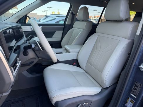 Used 2025 Hyundai Santa Fe SEL AWD/4WD image 39