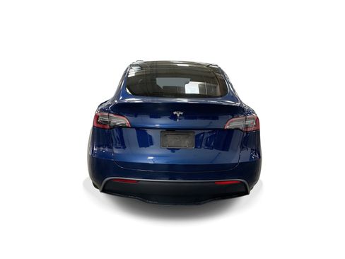 Certified 2023 Tesla Model Y 2WD image 5