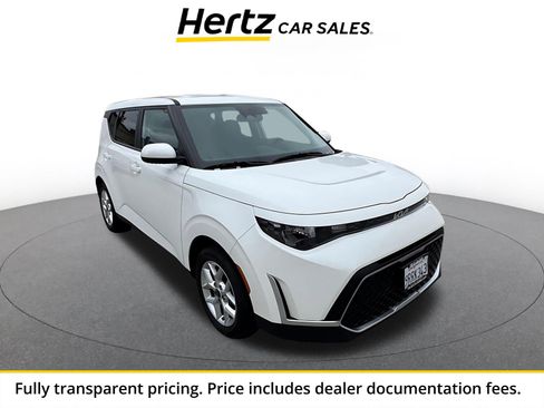 Used 2025 Kia Soul LX w/ LX Technology Package FWD image 1
