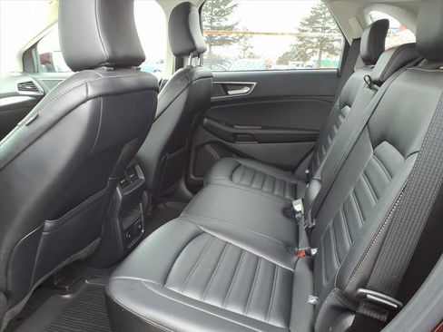 Certified 2022 Ford Edge SEL w/ Convenience Package image 11