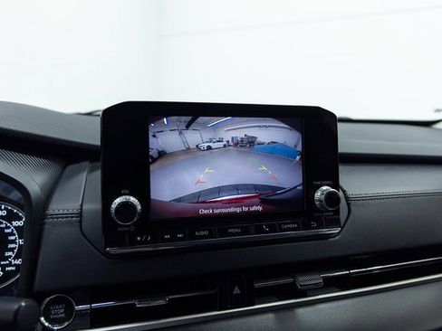 Used 2023 Mitsubishi Outlander SE image 17