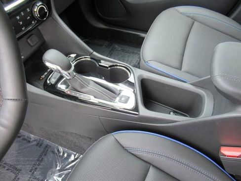 Used 2026 Buick Encore GX Sport Touring w/ Advanced Technology Package FWD image 18