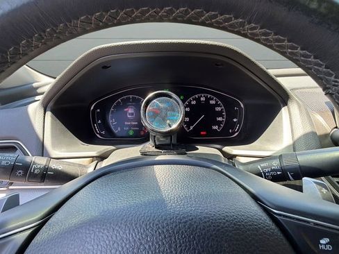 Used 2018 Honda Accord Touring image 19