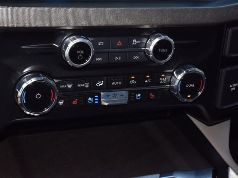 Used 2026 Ford F450 Platinum w/ Platinum Plus Package image 29