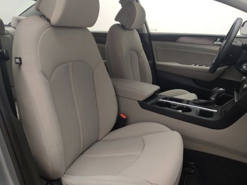 Used 2017 Hyundai Sonata Sport image 21