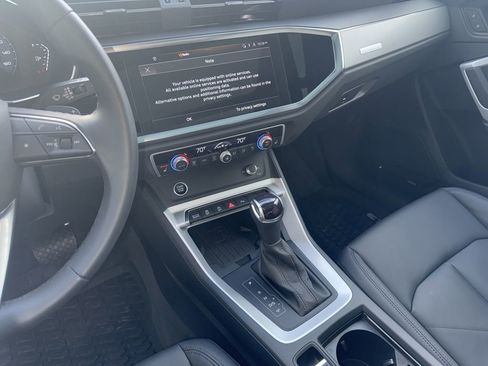 Certified 2025 Audi Q3 2.0T Premium Plus w/ Premium Plus Package image 24