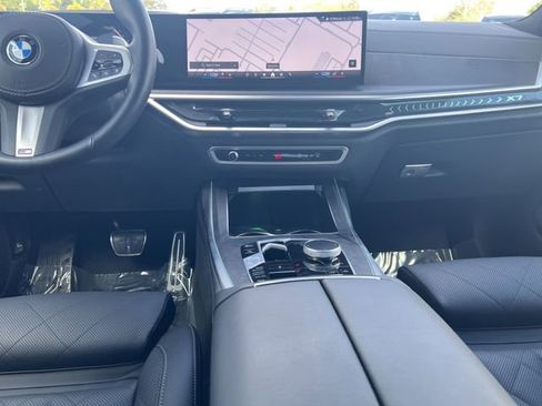 Certified 2025 BMW X7 xDrive40i image 13