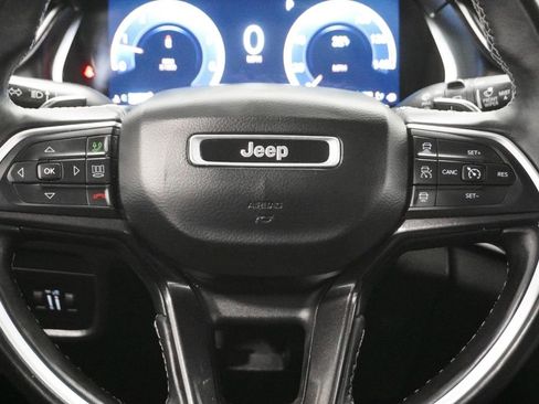 Used 2021 Jeep Grand Cherokee L Laredo w/ Luxury Tech Group I image 22