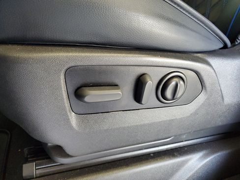 Used 2022 Chevrolet Silverado 1500 LT w/ All Star Edition Plus RWD image 18