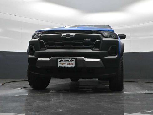 Used 2024 Chevrolet Colorado Trail Boss w/ Advanced Trailering Package AWD/4WD image 20