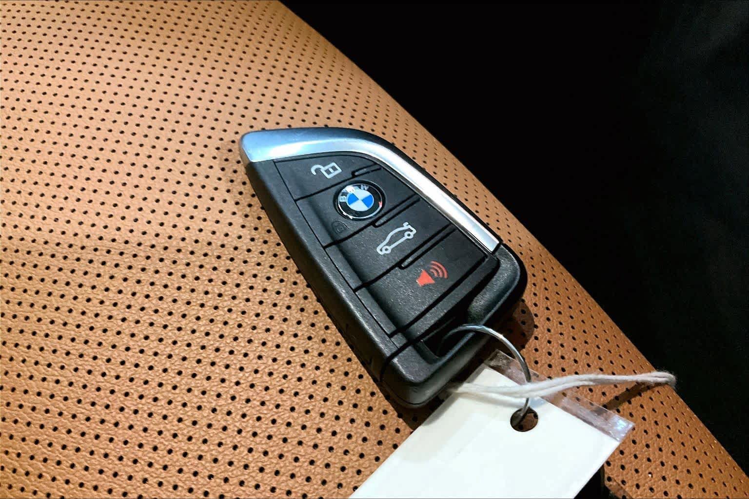 Used 2023 BMW 530i xDrive w/ Premium Package AWD/4WD image 27