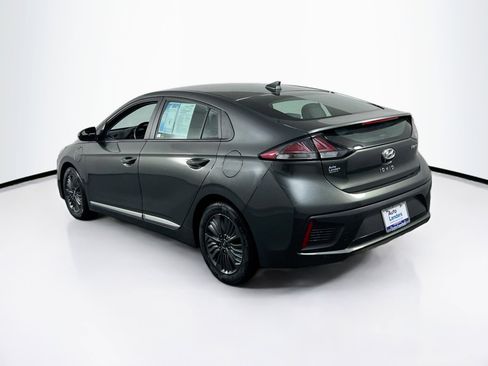 Used 2022 Hyundai Ioniq SE image 7